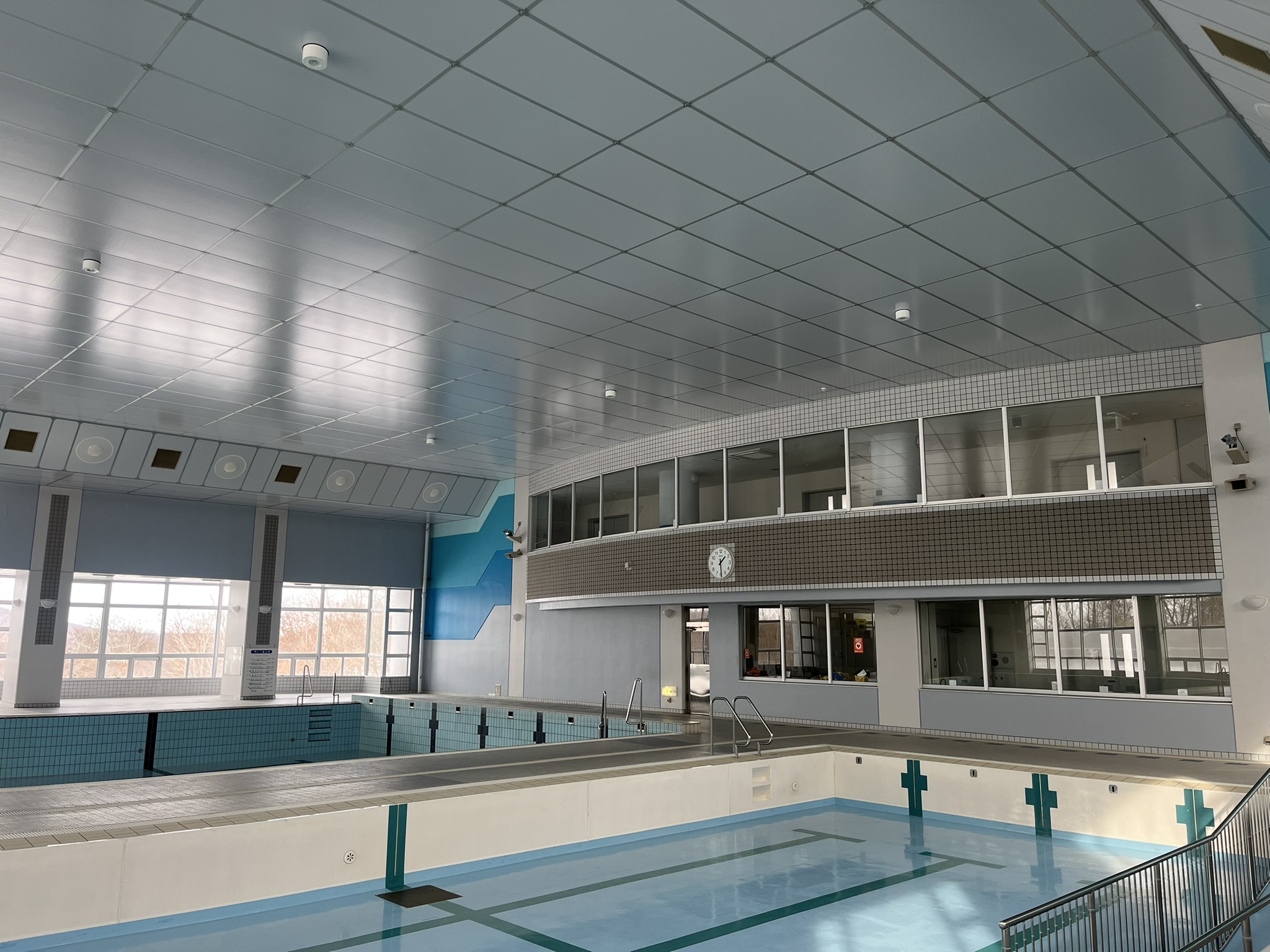 安平町スポーツセンター温水プール