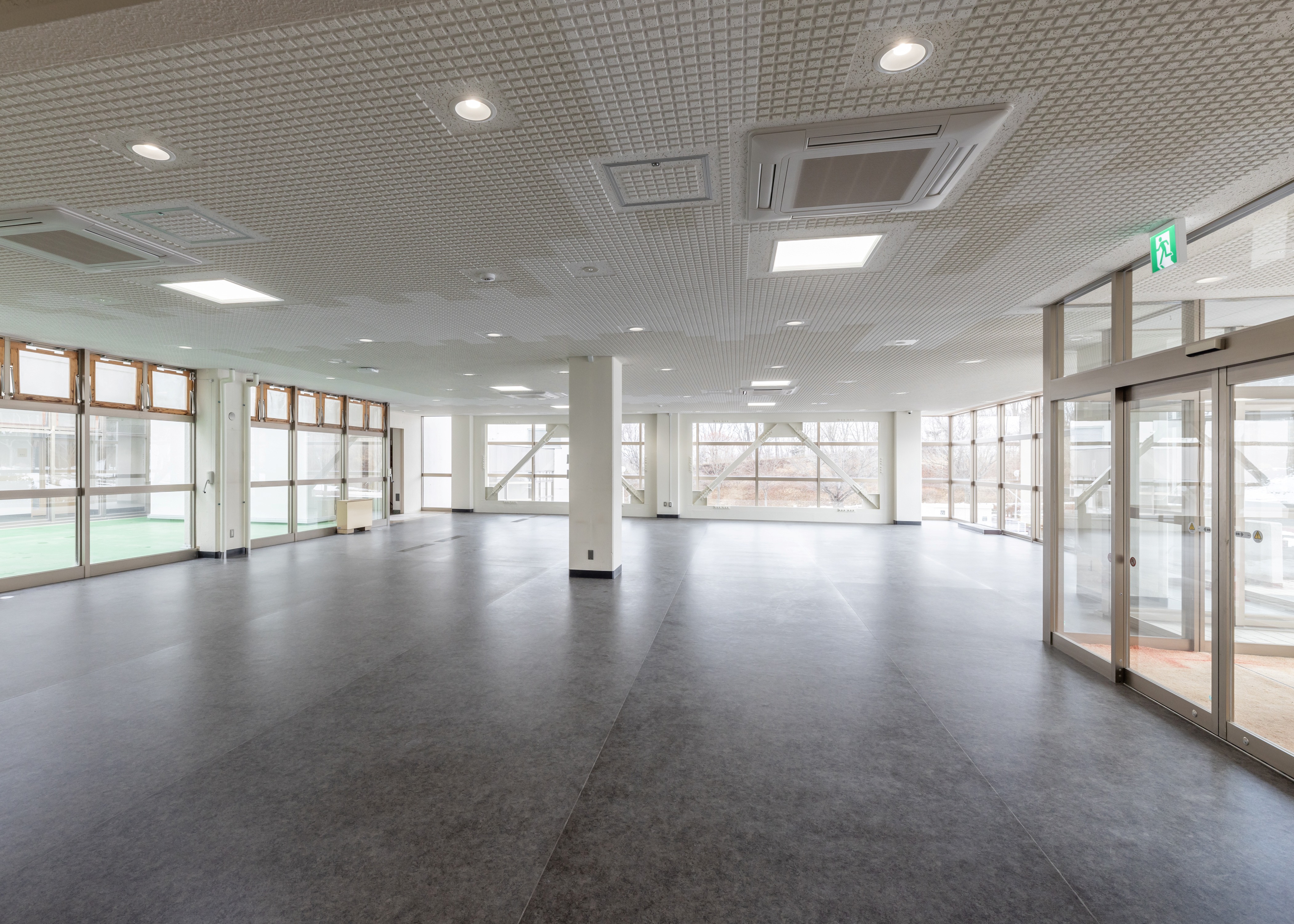 安平町早来公民館（町民センター）