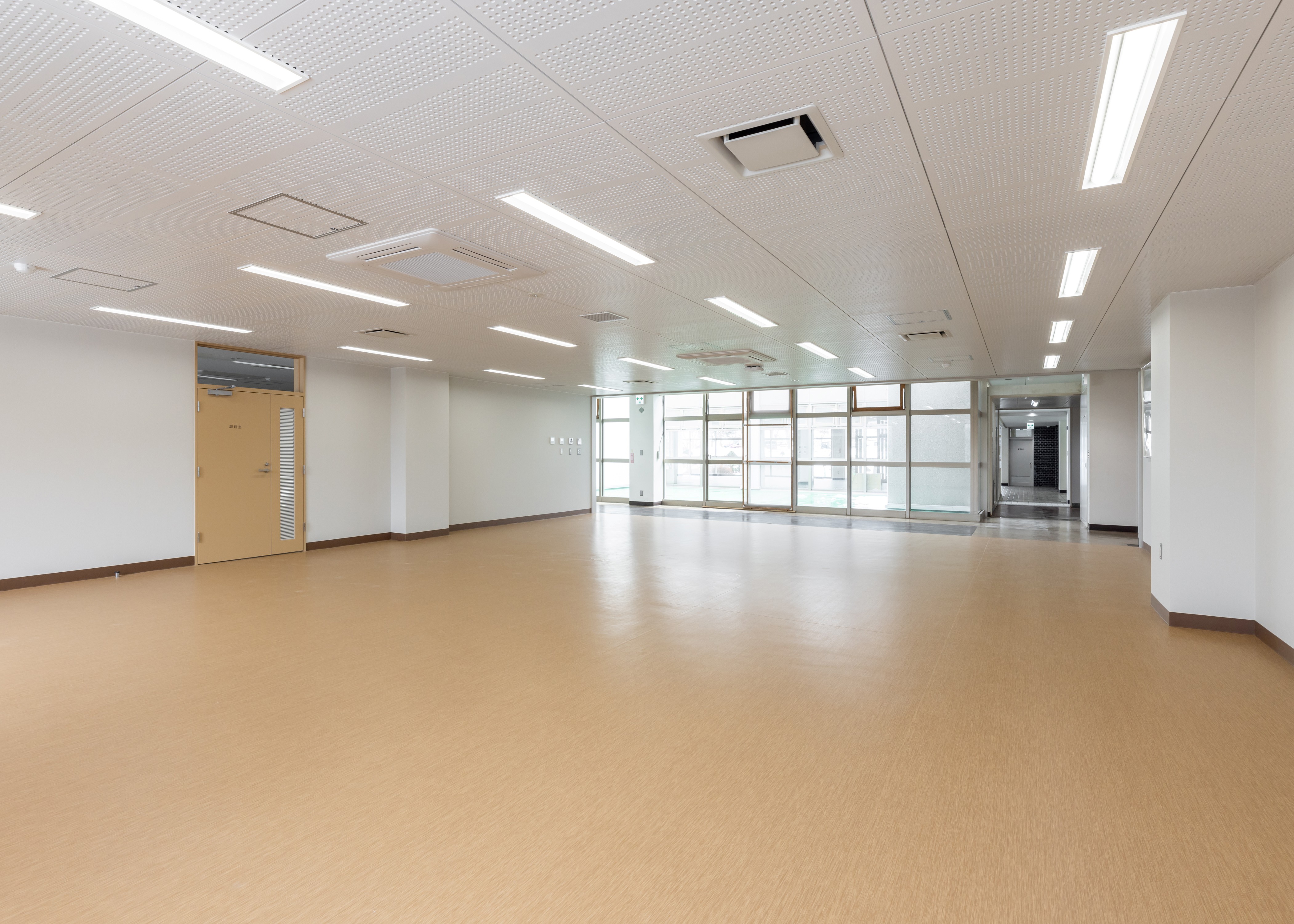 安平町早来公民館（町民センター）