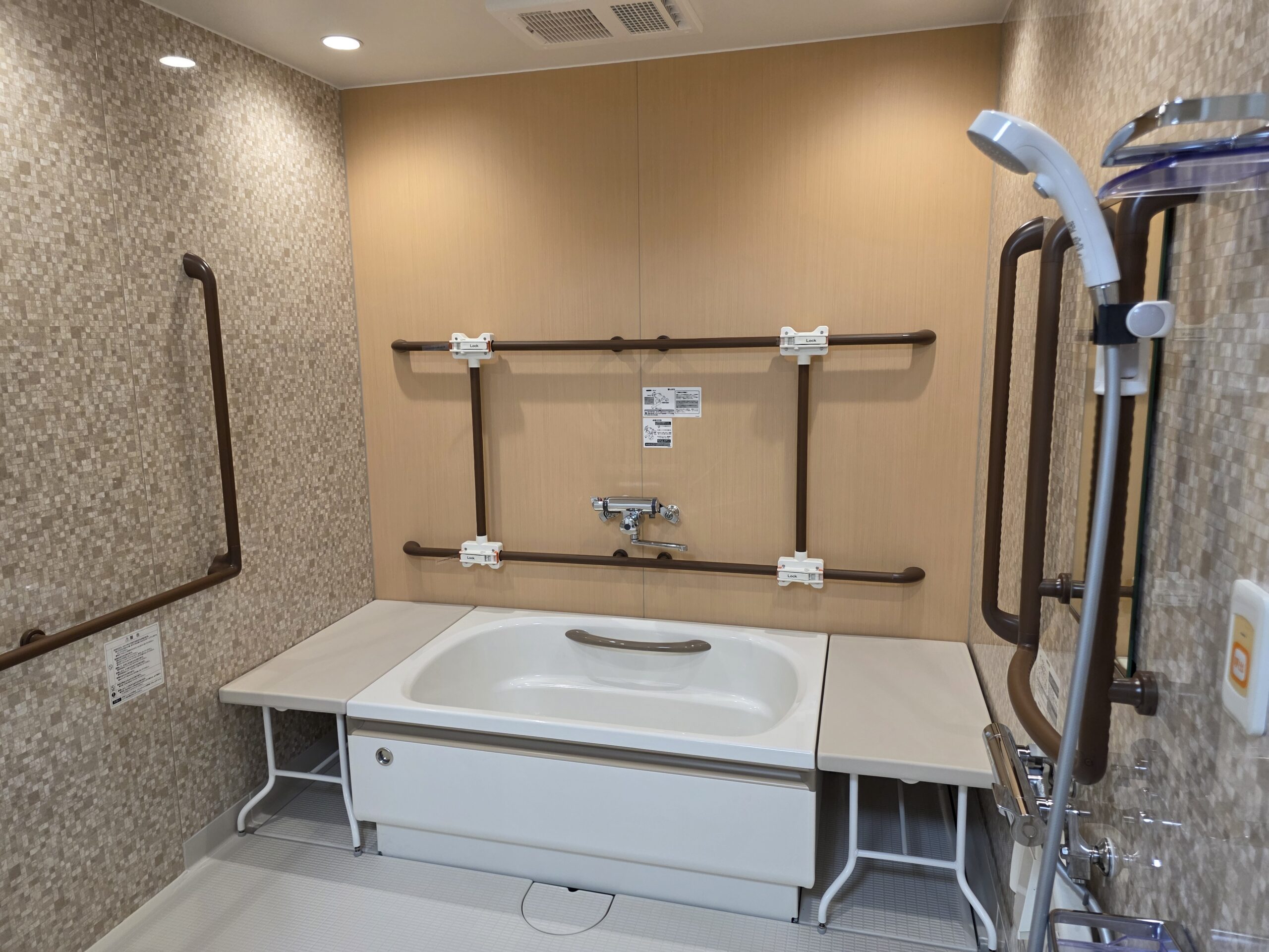 ノアガーデン アビークロエ